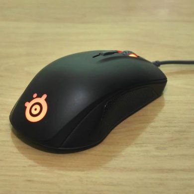 Ratón gaming SteelSeries Rival 110.