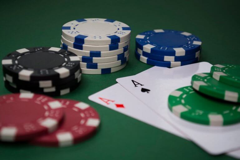 El poker online es uno de los principales pasatiempos de los usuarios móviles.